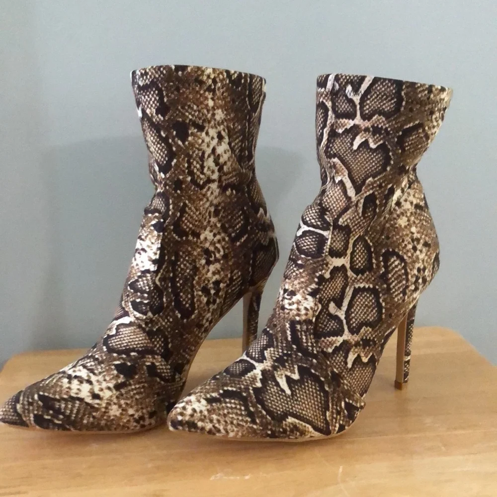 Women’s boots - Picture 2 of 7